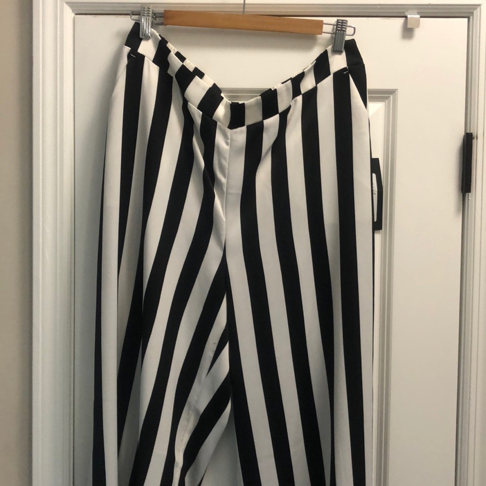 Black and white wide stripe NY&CO pants